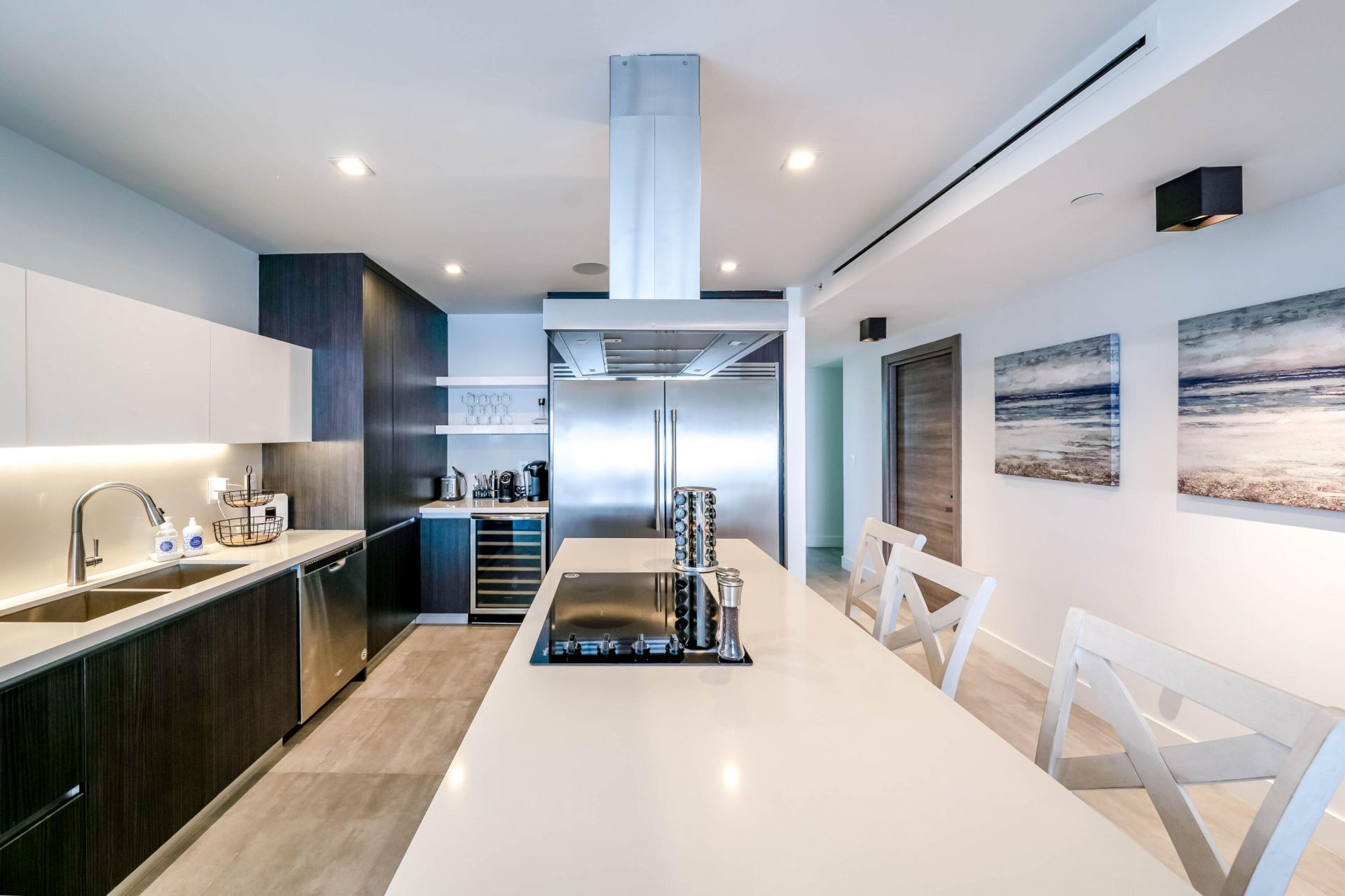 1930 Bay Drive, Miami Beach, FL 33141 Photo