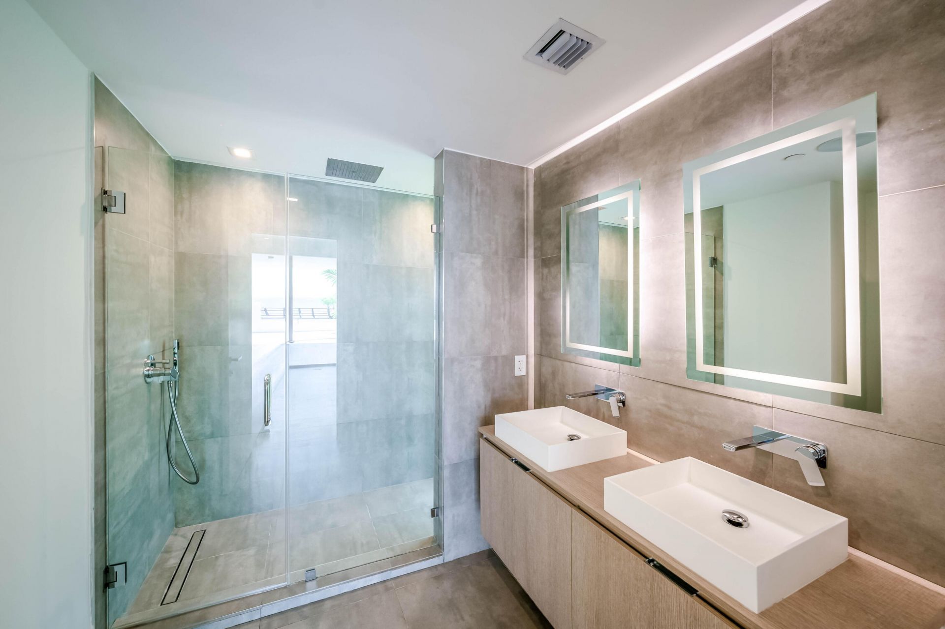 1930 Bay Drive, Miami Beach, FL 33141 Photo