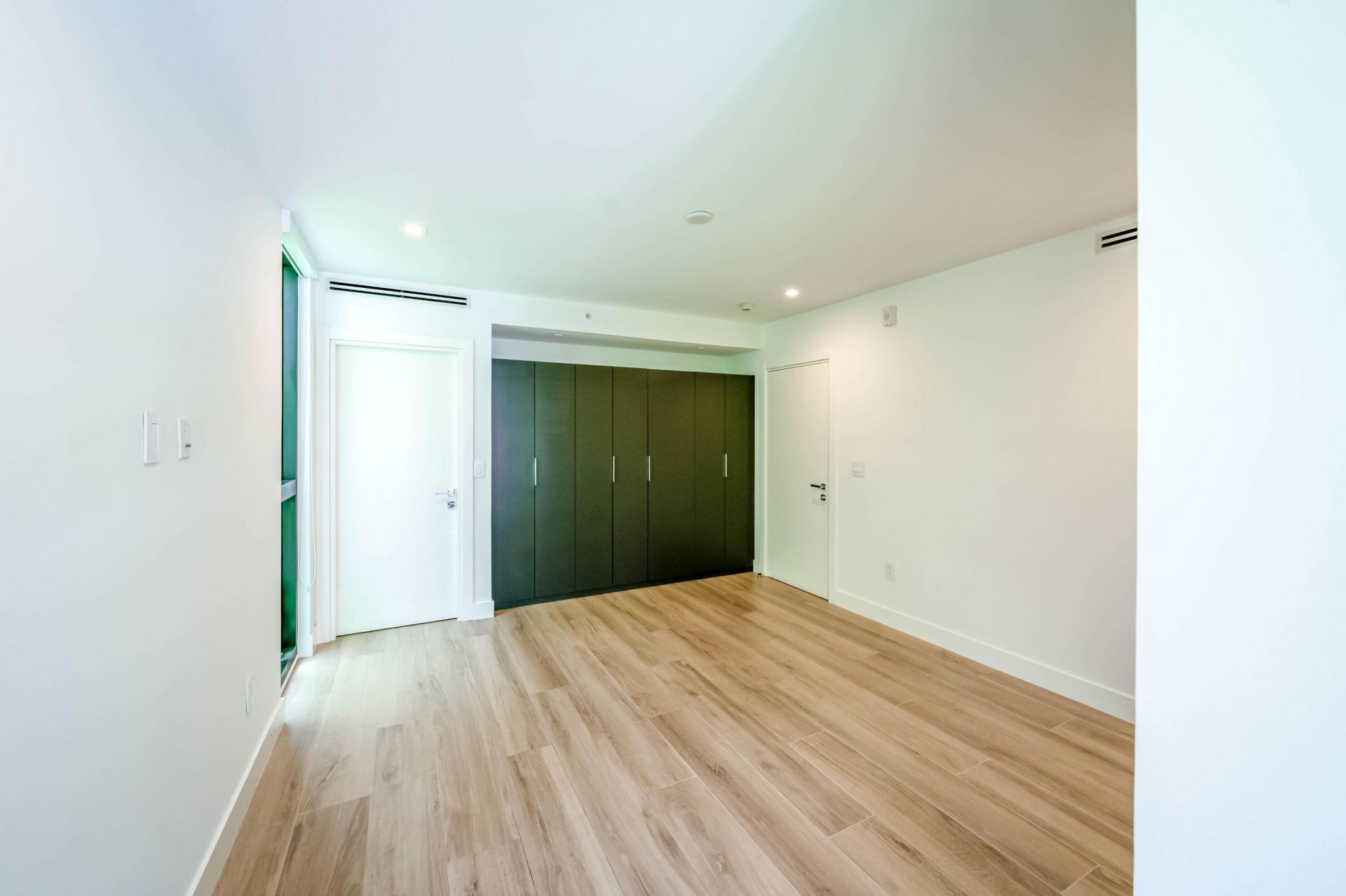 1930 Bay Drive, Miami Beach, FL 33141 Photo