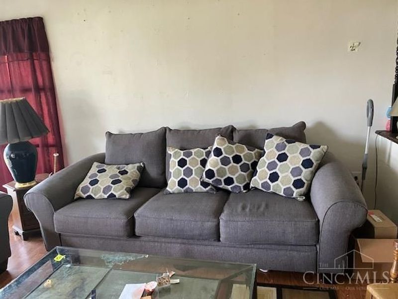 1297 Landis Lane, Mount Healthy, OH 45231 Photo 2