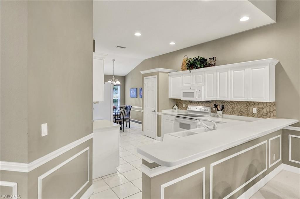 5943 Northridge Dr, Unit A34, Naples, FL 34110 Photo