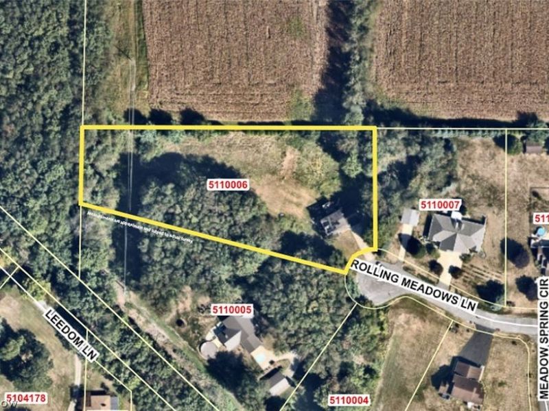 1981 Rolling Meadows Lane, Akron, OH 44312 Photo 9