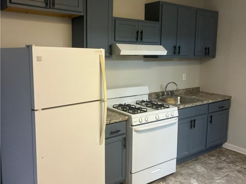 4106 Lee Road, Cleveland, OH 44128 Photo 10