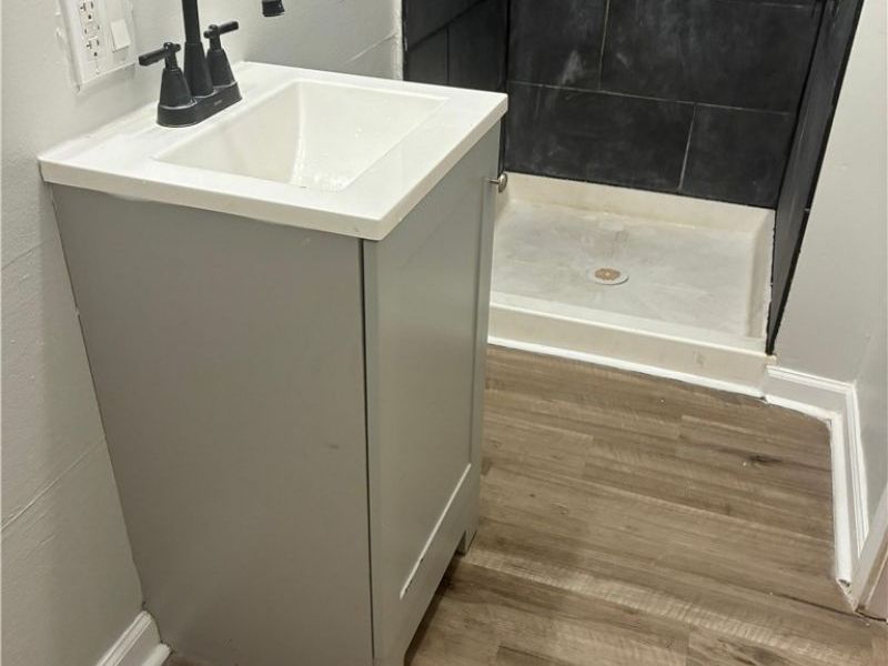 4106 Lee Road, Cleveland, OH 44128 Photo 11