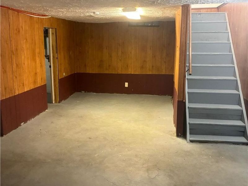 4106 Lee Road, Cleveland, OH 44128 Photo 15