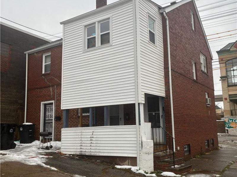 4106 Lee Road, Cleveland, OH 44128 Photo 2