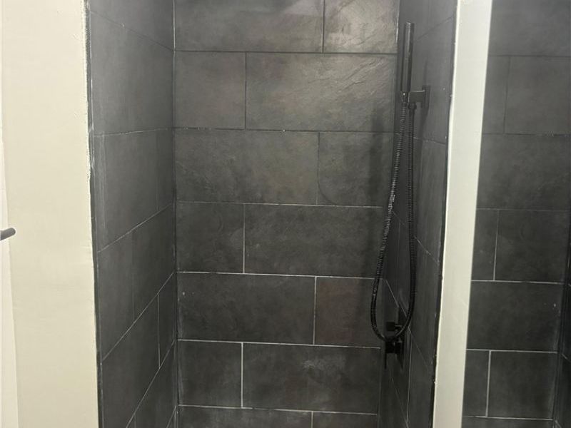 4106 Lee Road, Cleveland, OH 44128 Photo 5