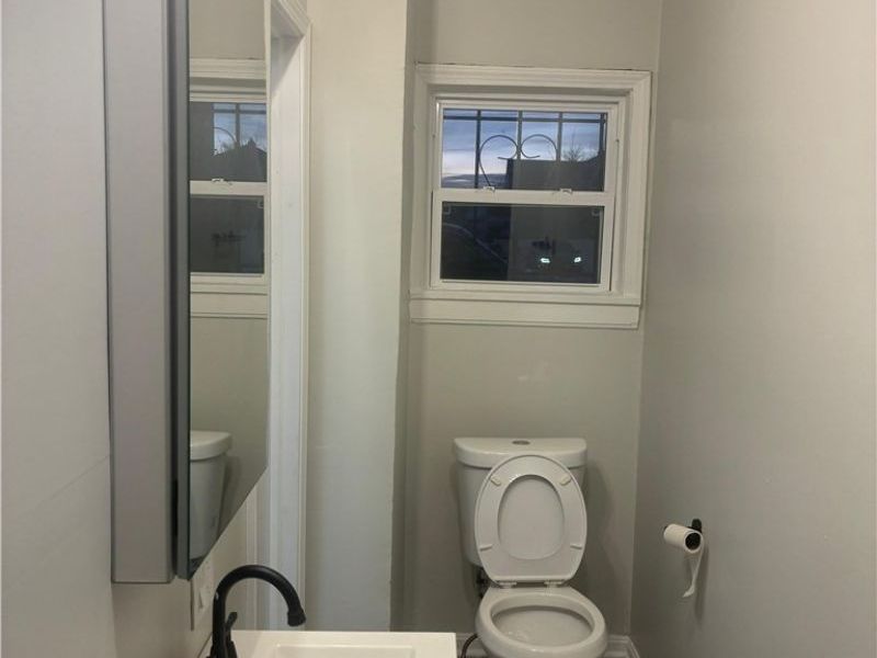 4106 Lee Road, Cleveland, OH 44128 Photo 7