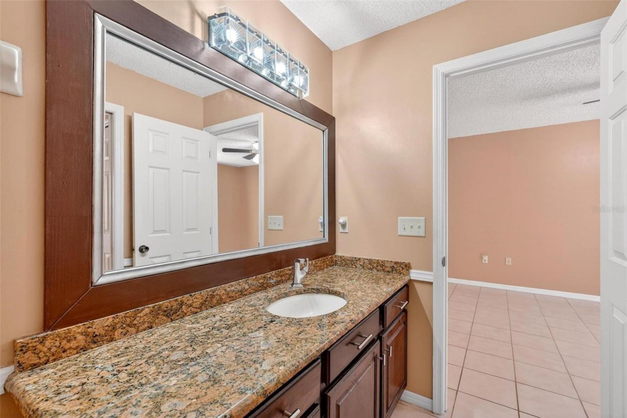 4433 Winderwood Circle, Orlando, FL 32835 Photo