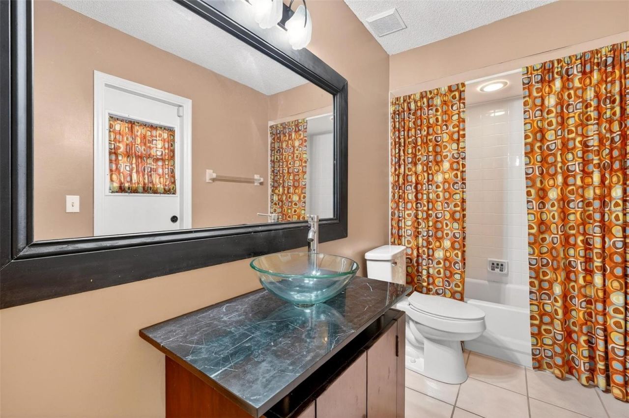 4433 Winderwood Circle, Orlando, FL 32835 Photo