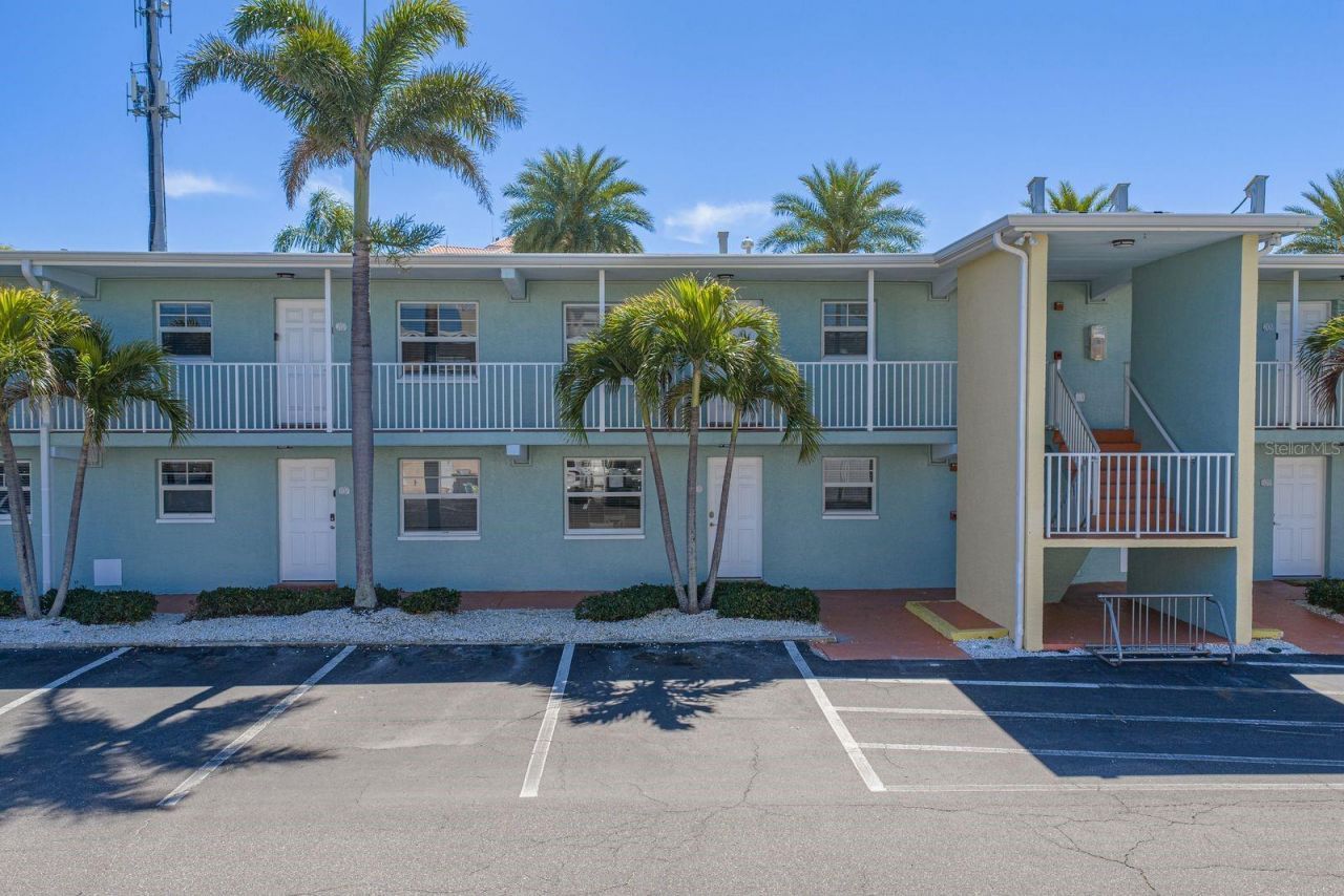 19417 Gulf Boulevard, Unit F108, Indian Shores, FL 33785 Photo
