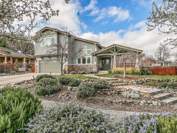 1120 Barrington Circle, Ashland, OR 97520