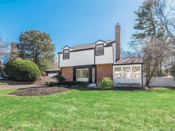 2 Plymouth Road, Port Washington, NY 11050