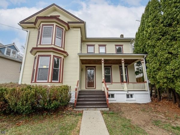 32 High Street, Blairstown, NJ 07825