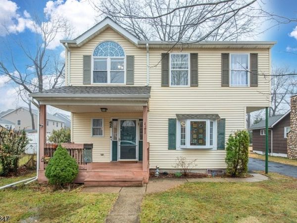 42 Roosevelt Ave, Parsippany-Troy Hills, NJ 07034