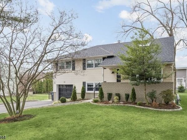 125 Park Ave, Morris, NJ 07960