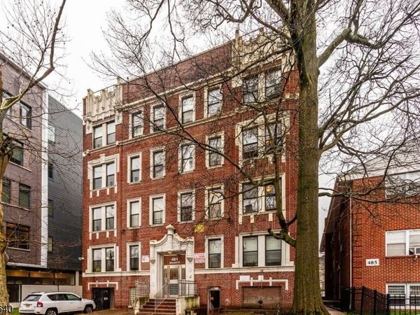 481 William St, East Orange, NJ 07017