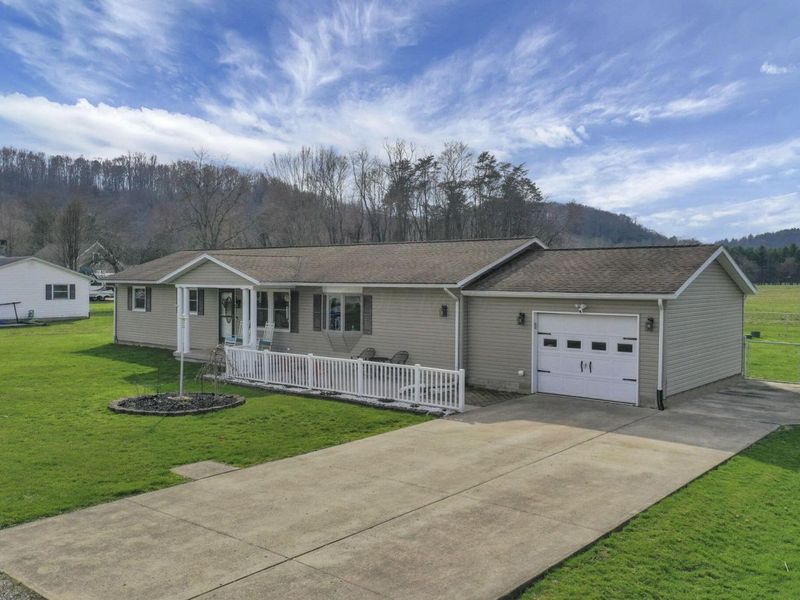 10923 Jane Street, Rockbridge, OH 43149 Photo 2