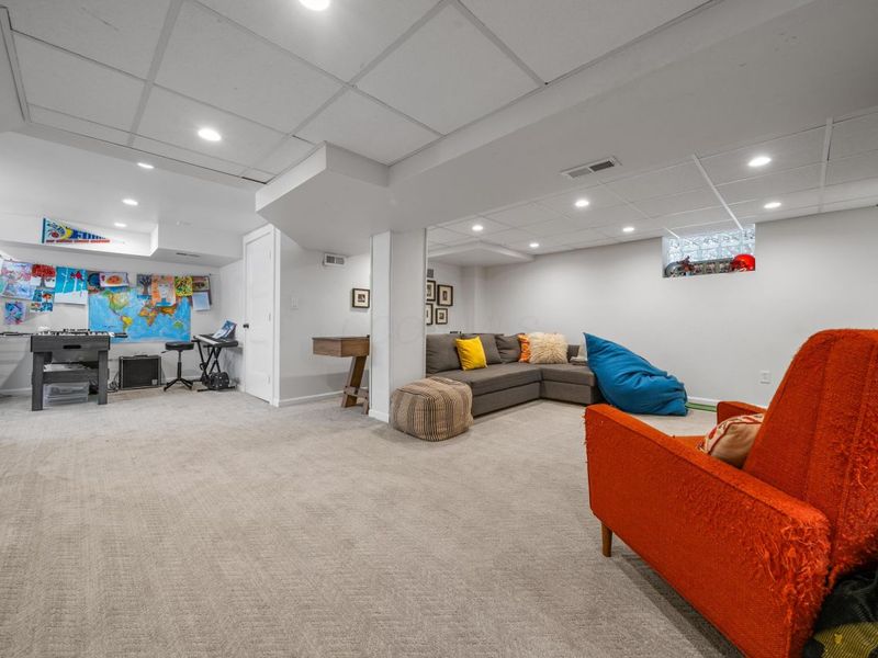 661 S Cassingham Road, Columbus, OH 43209 Photo 44