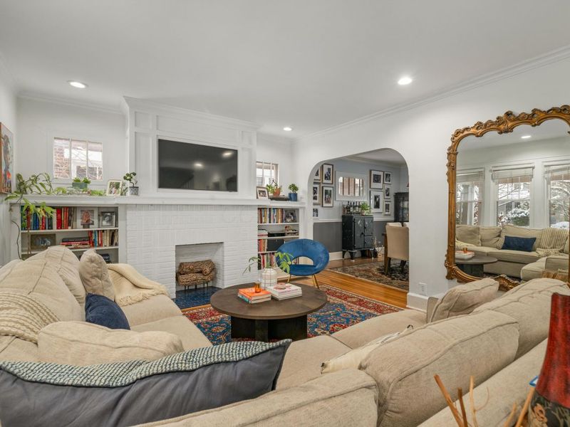 661 S Cassingham Road, Columbus, OH 43209 Photo 6