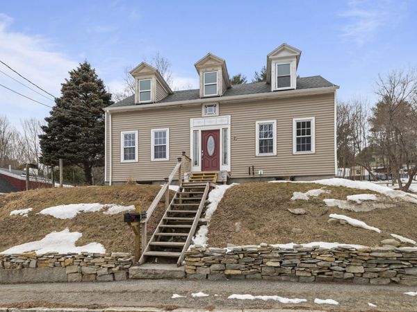 7 Spring Street, Hallowell, ME 04347