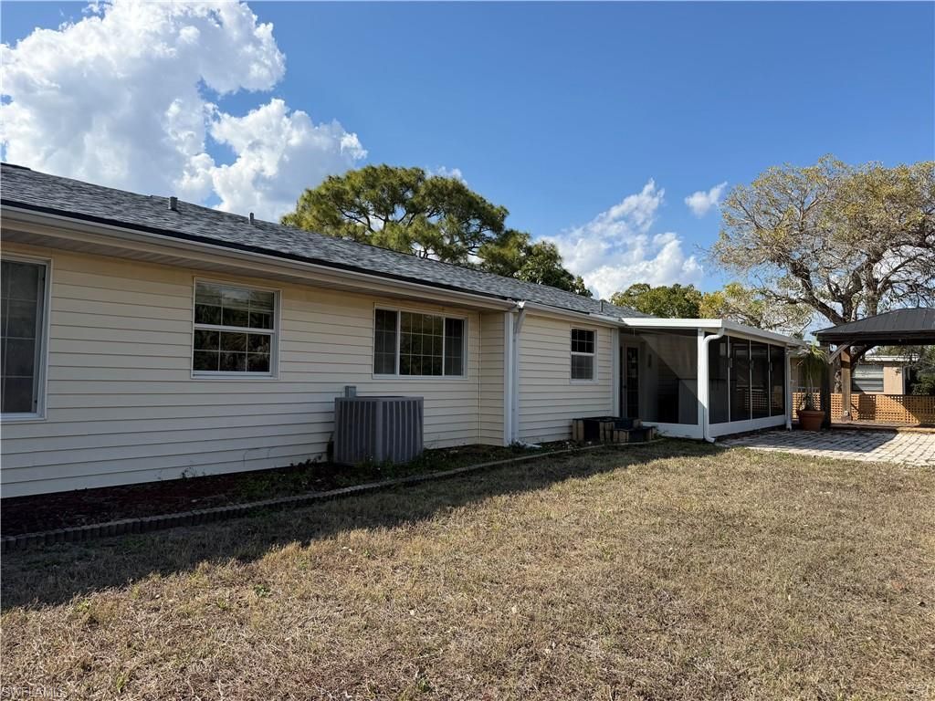 5481 Burnham Ct , North Fort Myers, FL 33903 Photo