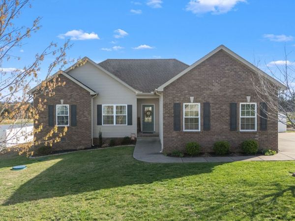 1237 Crescent Ridge Dr, Murfreesboro, TN 37128