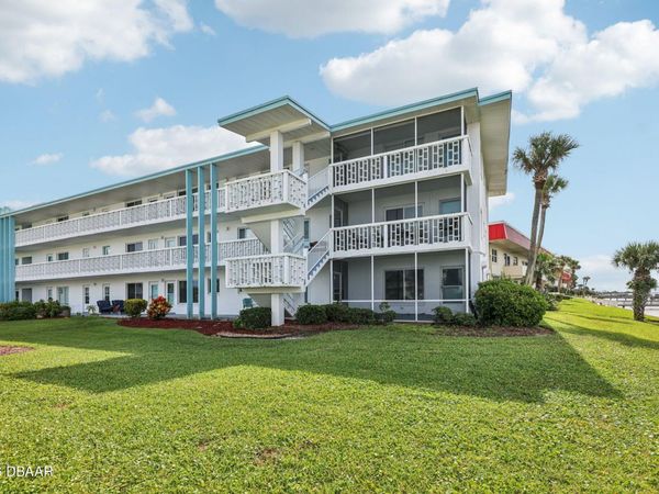 3009 N Halifax Avenue, Unit A7, Daytona Beach, FL 32118