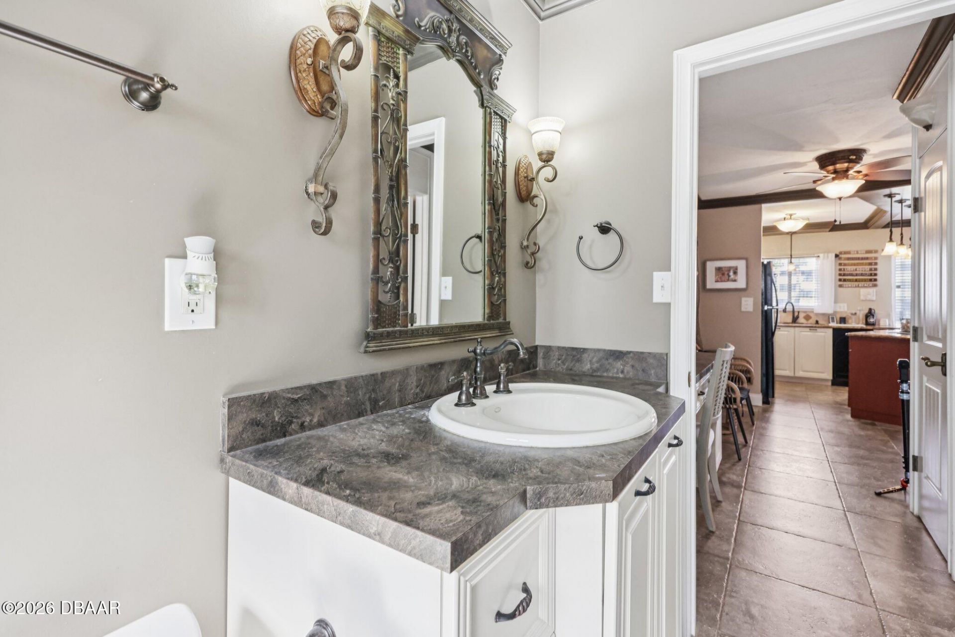 3009-3011 N Halifax Avenue, Unit #7, Daytona Beach, FL 32118 Photo