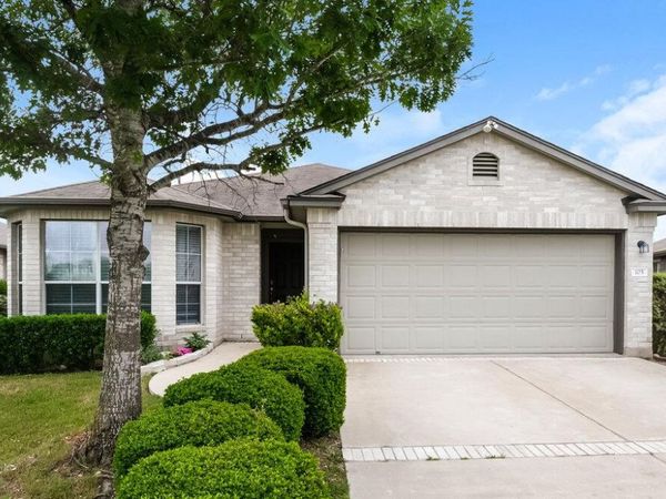 105 Altamont ST, Hutto, TX 78634