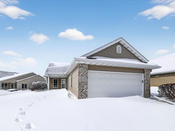 608 Springbrook Circle, Deforest, WI 53532