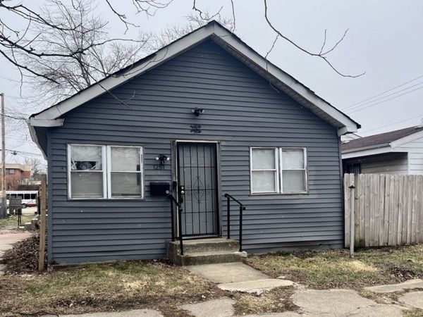 1251 W 110th Place , Chicago, IL 60643