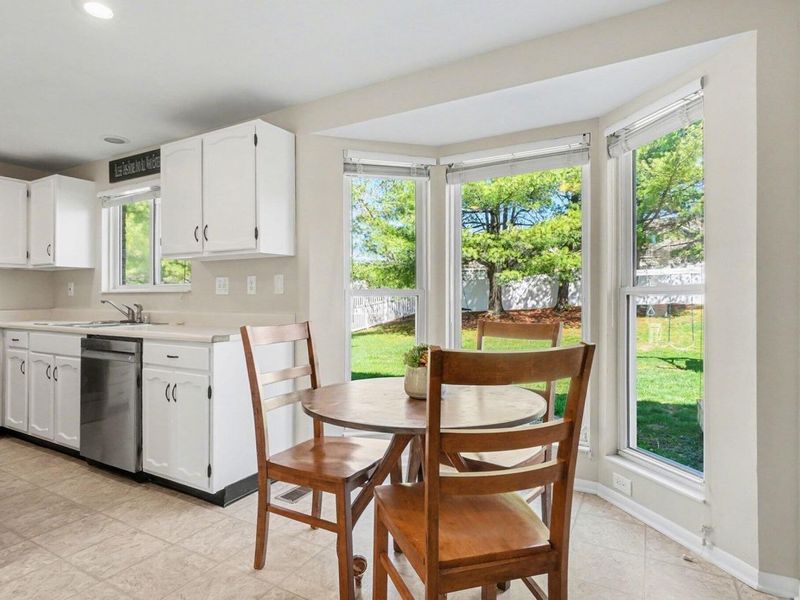 8430 Woodcreek Drive, Florence, KY 41042 Photo 12