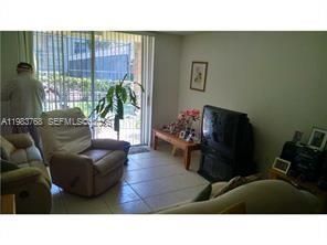 9320 Fontainebleau Blvd, Unit 109, Miami, FL 33172 Photo