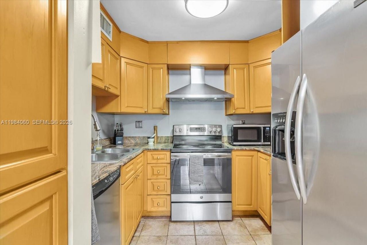 8850 SW 123rd Ct , Unit H201, Miami, FL 33186 Photo