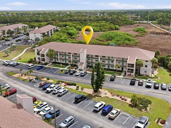 175 KINGS HIGHWAY , Unit 635, PUNTA GORDA, FL 33983