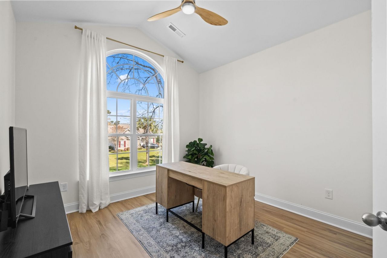 2239 Sand Dunes Dr. Photo 25