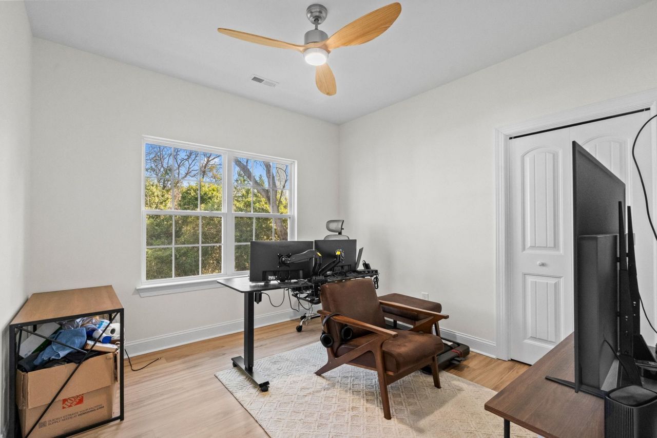 2239 Sand Dunes Dr. Photo 26