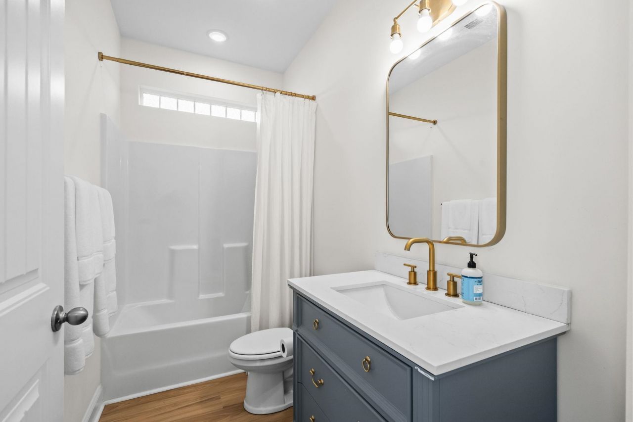 2239 Sand Dunes Dr. Photo 27