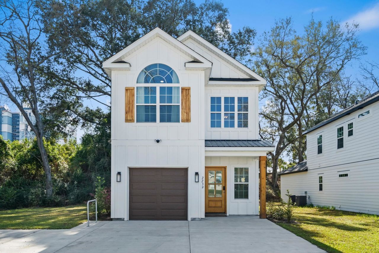 2239 Sand Dunes Dr. Photo 33