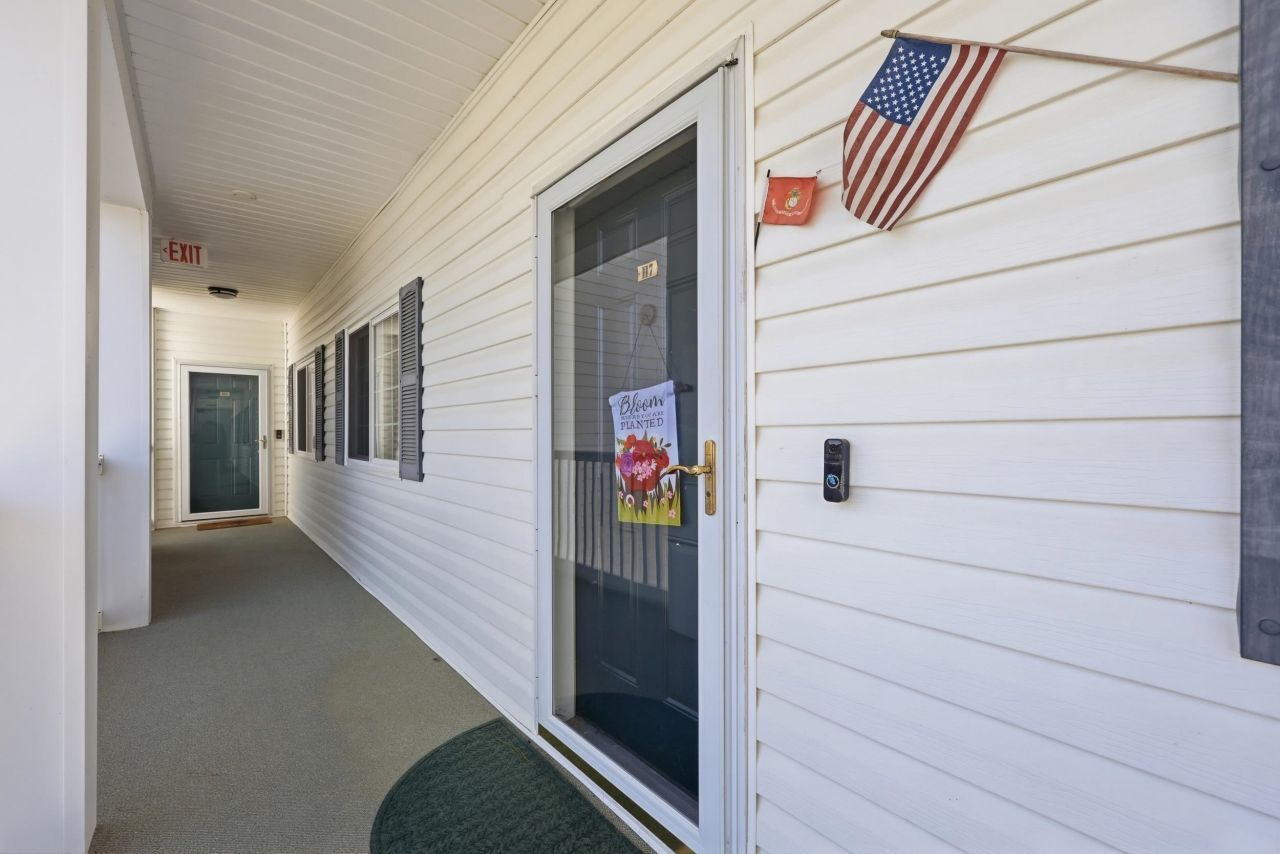 710 Charter Dr. Photo 6