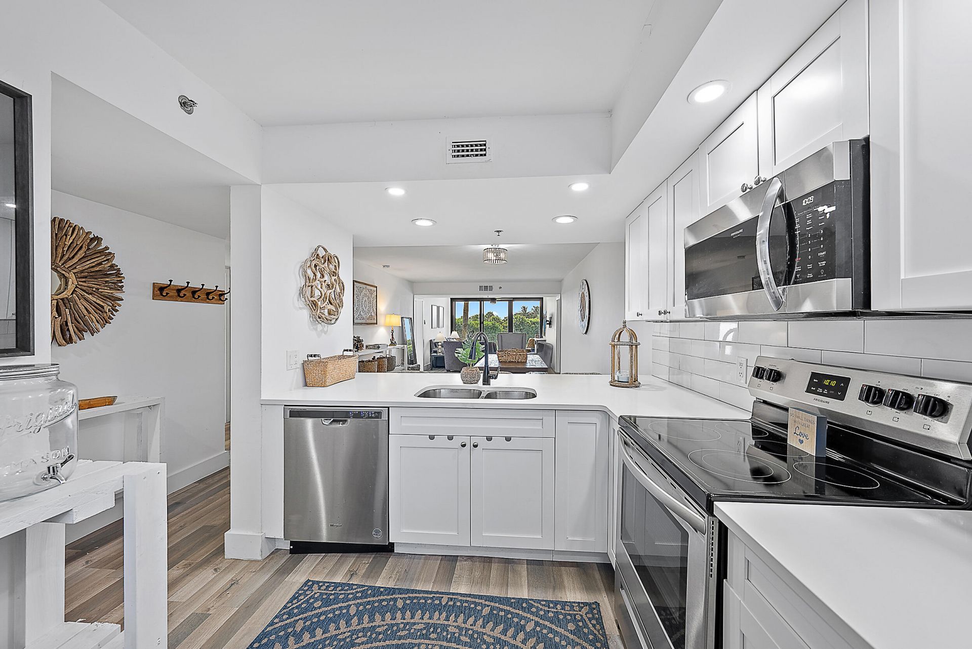 101 S Seas Drive, Unit 105, Jupiter, FL 33477 Photo