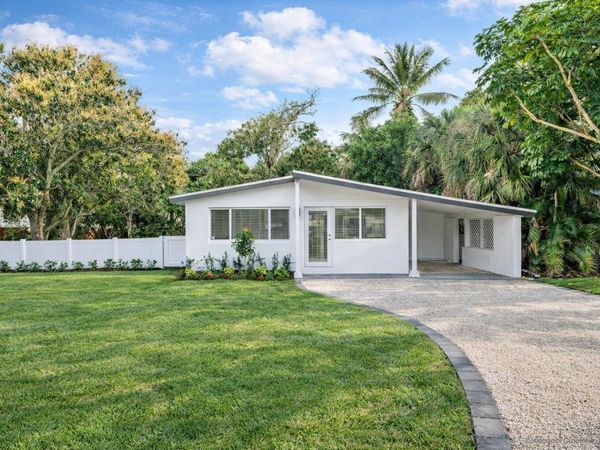 474 Enfield Street, Boca Raton, FL 33487