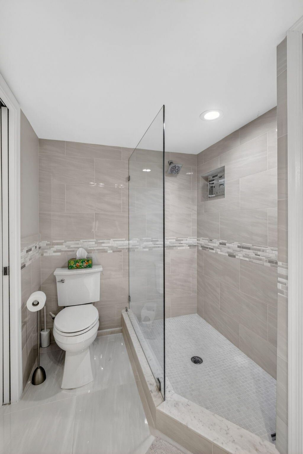 5380 N Ocean Drive, Unit 12e, Singer Island, FL 33404 Photo