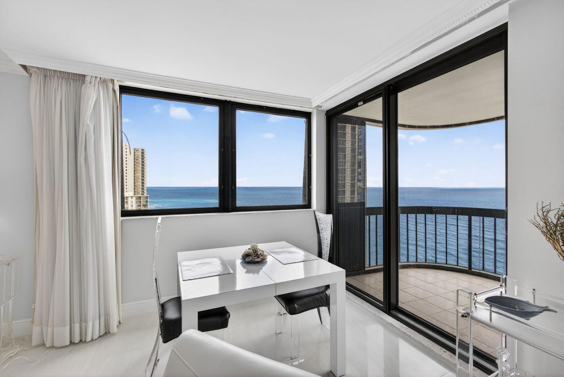 5380 N Ocean Drive, Unit 12e, Singer Island, FL 33404 Photo