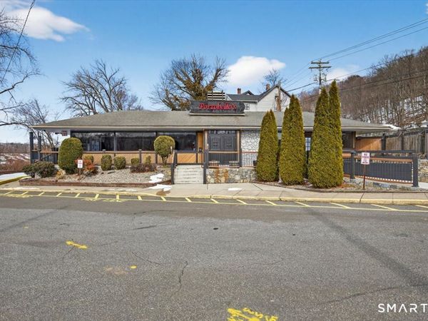 5 Main , Derby, CT 06418