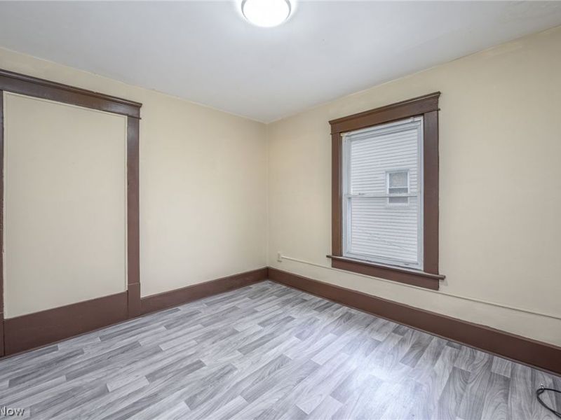 914 Delia Avenue, Akron, OH 44320 Photo 16