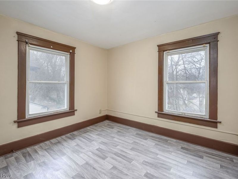 914 Delia Avenue, Akron, OH 44320 Photo 17