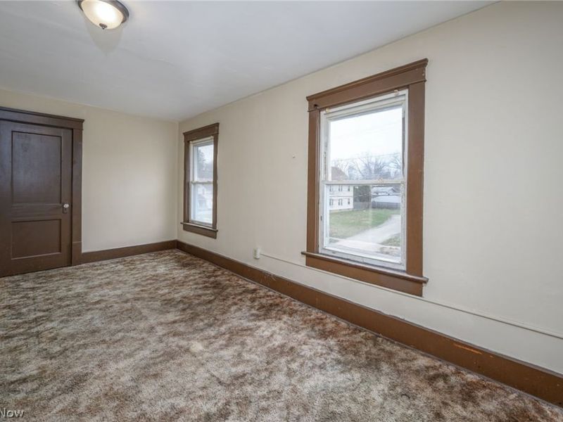 914 Delia Avenue, Akron, OH 44320 Photo 20