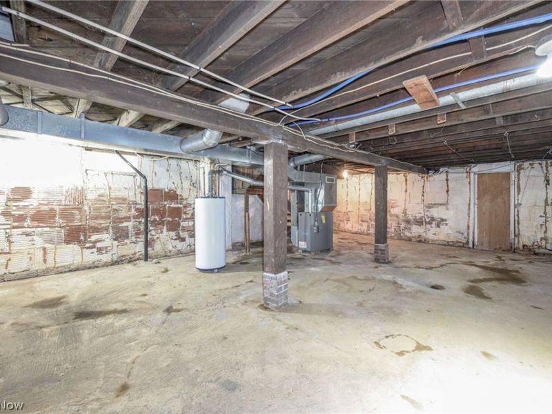 914 Delia Avenue, Akron, OH 44320 Photo 28